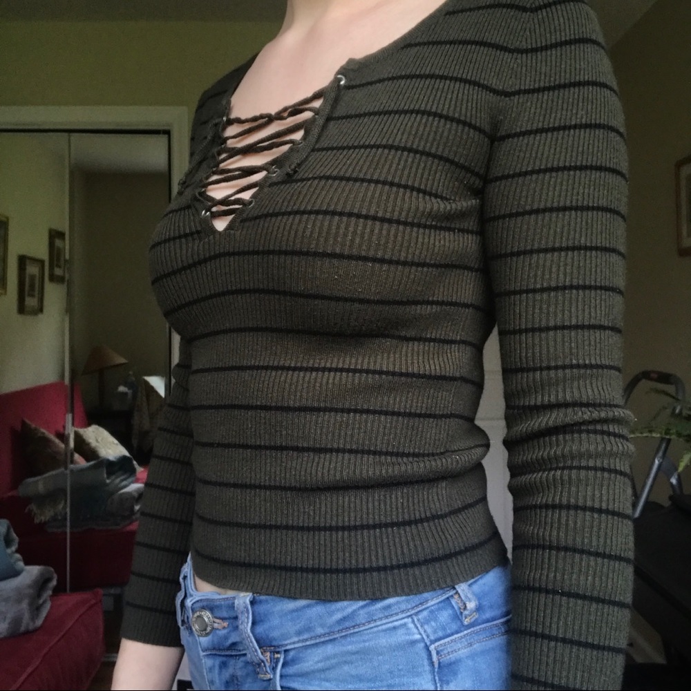 Forever 21 Long Sleeve Top